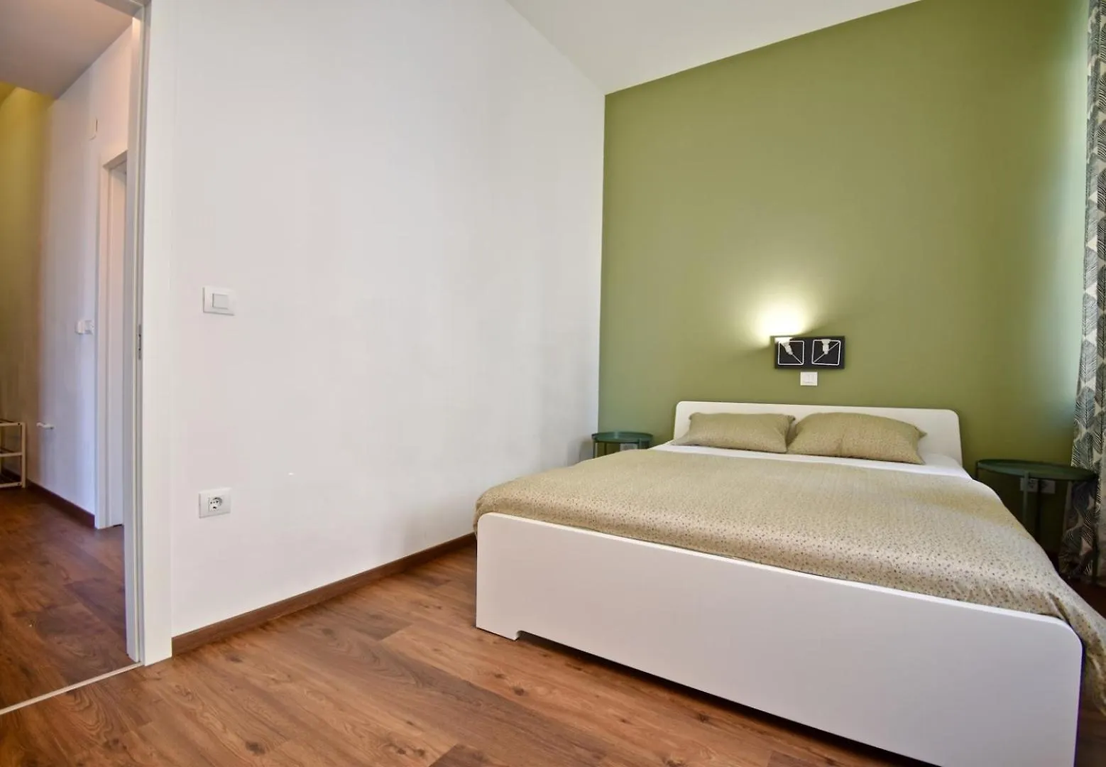 Modern Apartment With 2 Bedrooms Near Arena